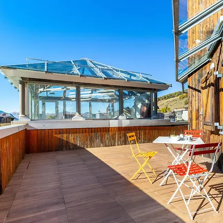 Hostdomus - Urban Appartamento Sestriere